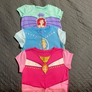 3 little girls Disney tee shirts never worn